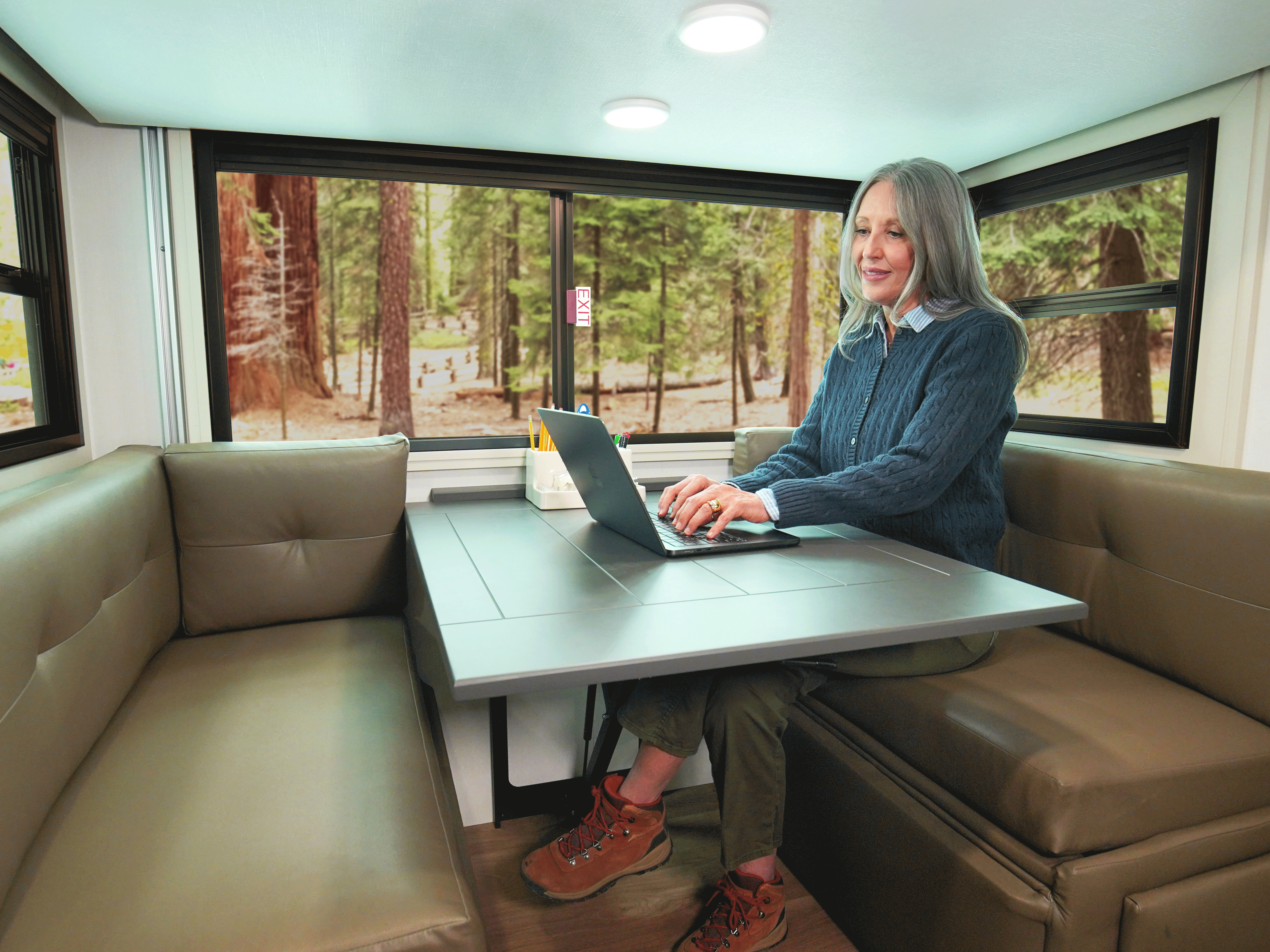 Solitude 414LJMJ Convertible Work Table and Sleep Space