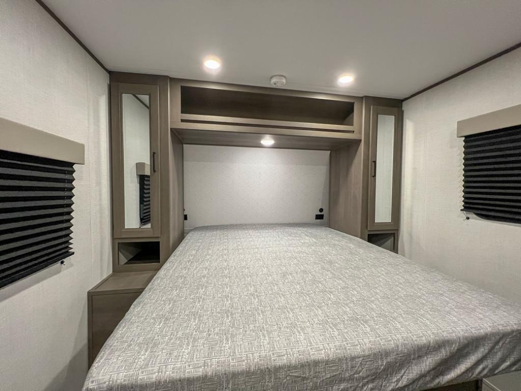 Transcend XPLOR 25MLX Bedroom