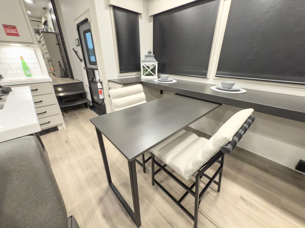 Momentum 399M Dinette/Desk Combo