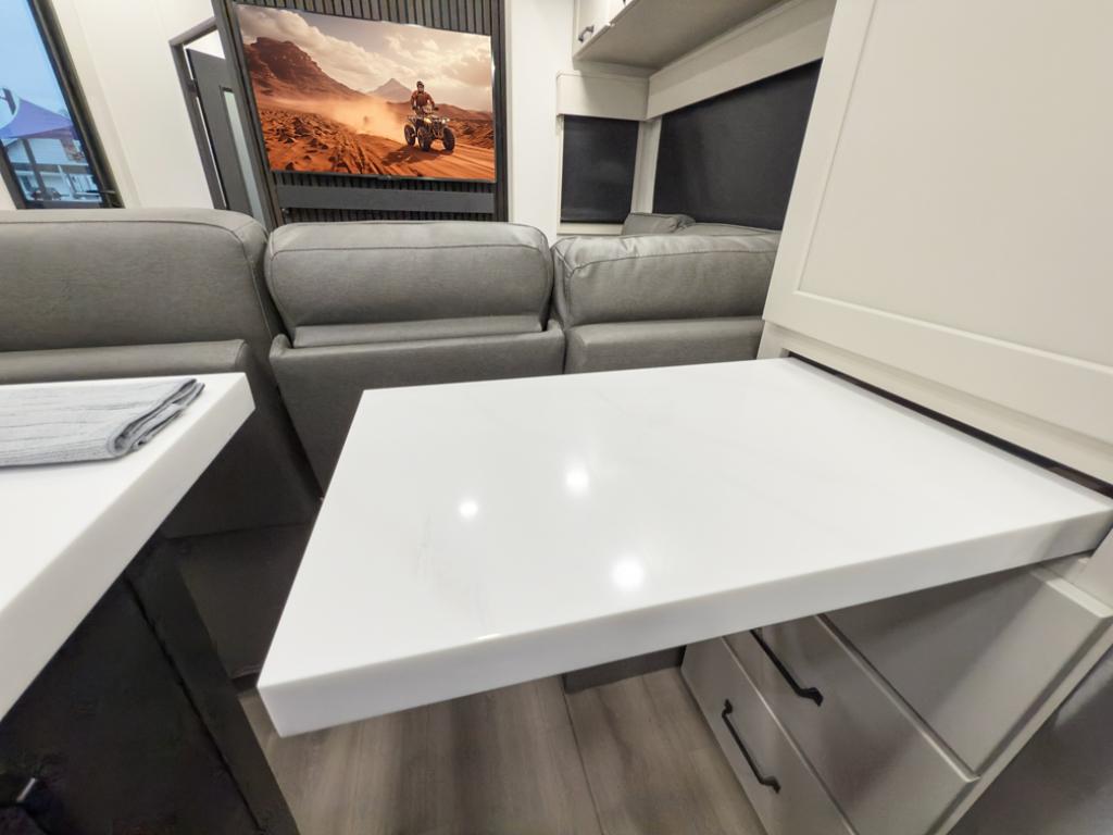 Momentum 399M Pull Out Countertop
