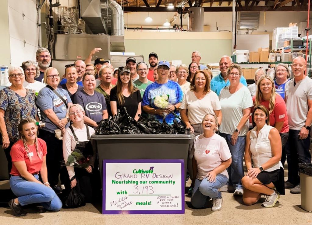 Group photo of all the volunteers during the GDRV rally. 