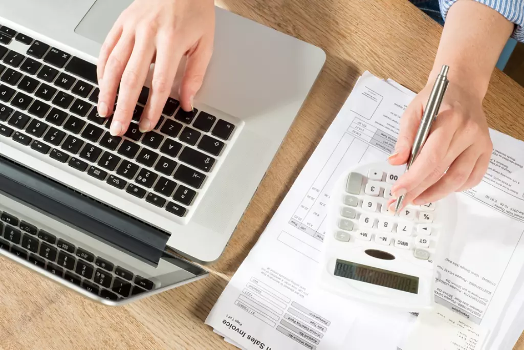 woman doing paperwork